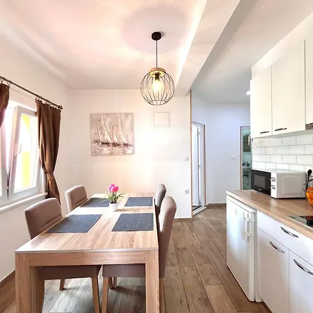 Sunset Apartman Mlini